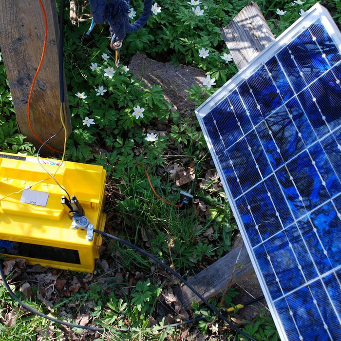 lead-acid deep-cycle battery voltage chart