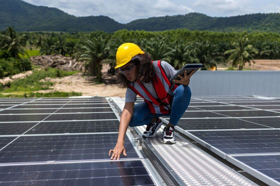 what is maximum system voltage in solar panel