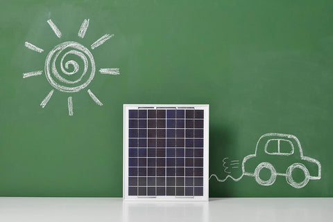 can I use a car battery for solar panels