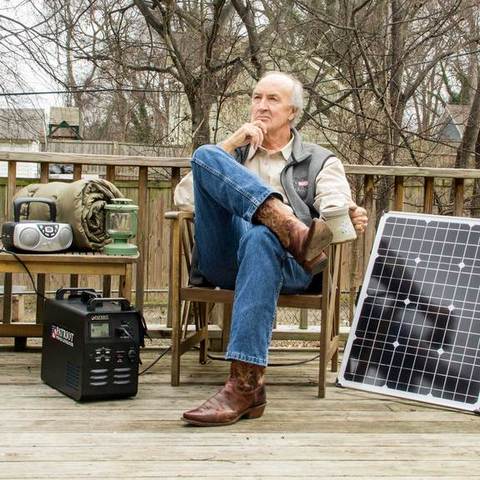 can i use solar generator while charging