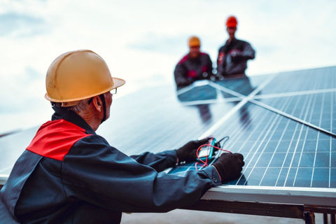 do solar panels get on fire