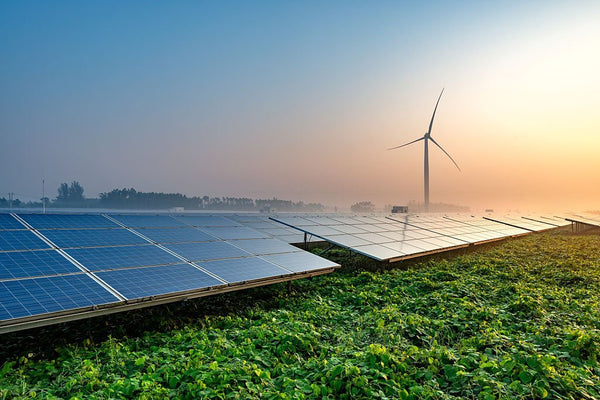 how are passive and active solar energy systems different