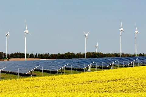 how many solar panels generate 1 megawatt