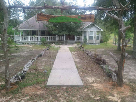 how old is danny on deep south homestead