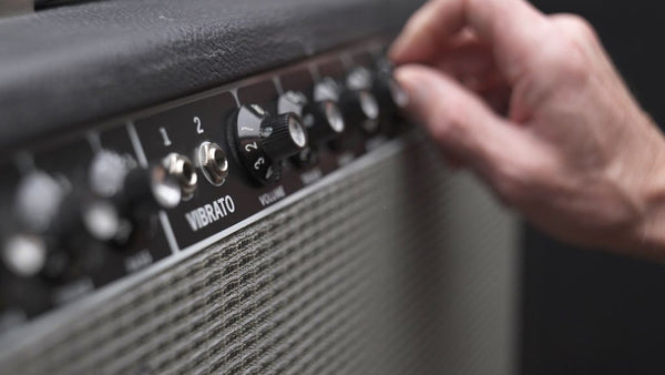 how to convert kwh to amps