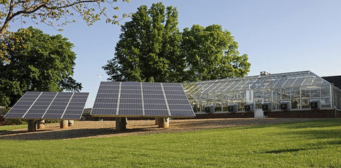 how you can heat a greenhouse with solar panels