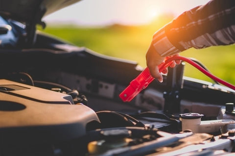 use a car battery for solar panel