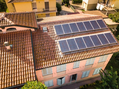 will solar panels damage my roof